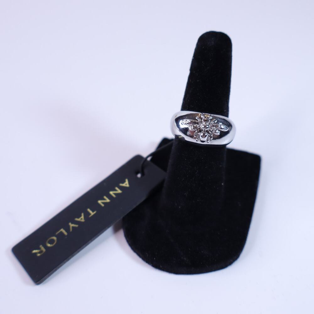 ANN TAYLOR Sculpted Silver Bee Ring NWT Size 6